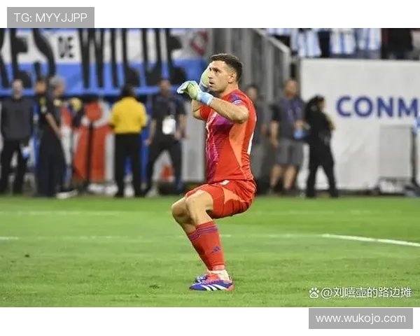 半场阿森纳21领先马丁内斯头球